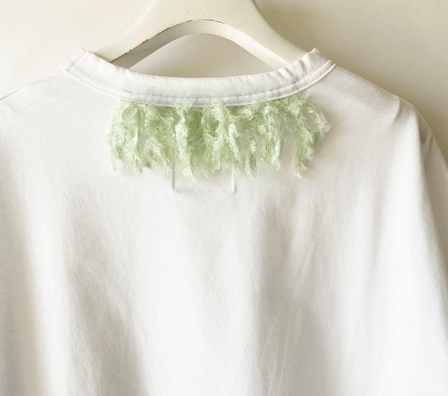 T-shirt with fringes